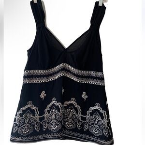 Very Beautiful and Detailed White House And Black Market Blouse